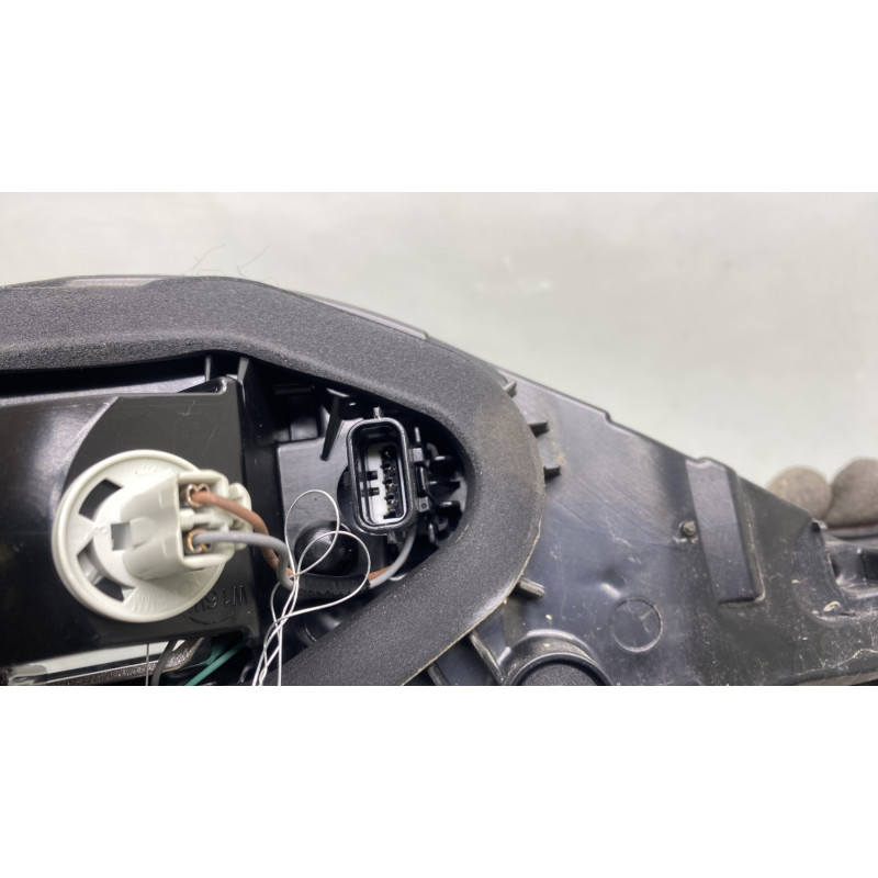 Feu arriere secondaire gauche (feux) RENAULT TALISMAN Photo n°3
