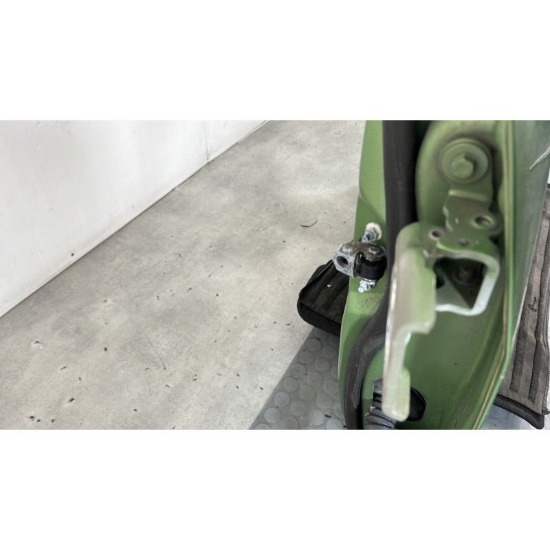 Porte avant gauche FORD FIESTA 5 Photo n°2