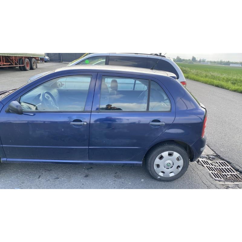 Porte avant droit SKODA FABIA 1 Photo n°17