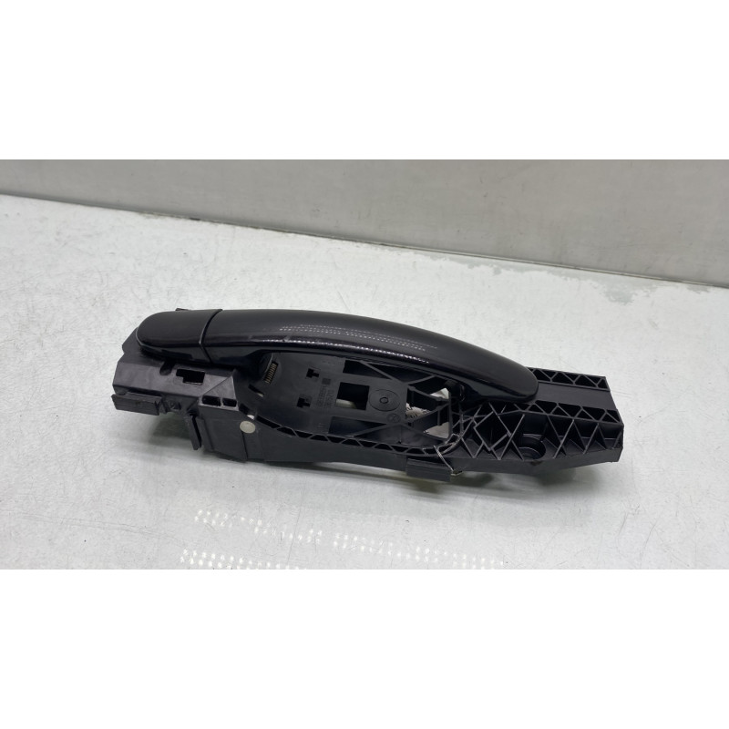 Poignee porte arriere droit VOLKSWAGEN POLO 5 Photo n°2