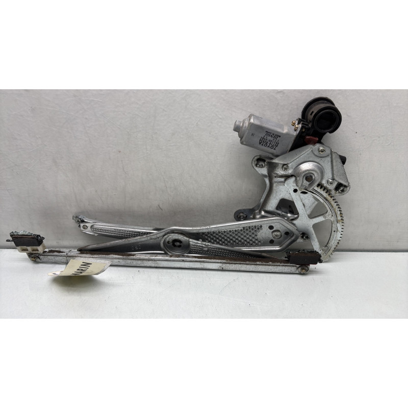 Leve vitre electrique avant droit TOYOTA YARIS 1 Photo n°4