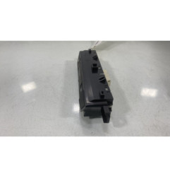 Bouton de warning DACIA SANDERO 3