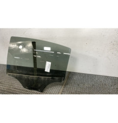 Vitre arriere gauche PEUGEOT 208 1
