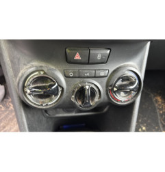 Interrupteur de leve vitre avant gauche PEUGEOT 208 1