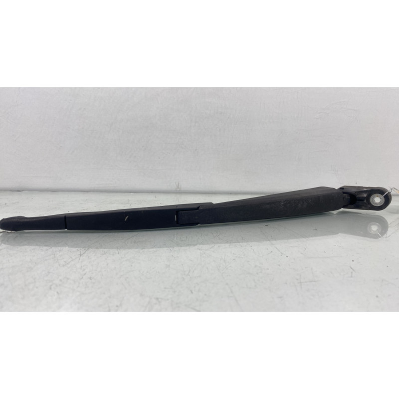 Bras essuie glace arriere TOYOTA AVENSIS 3 Photo n°4
