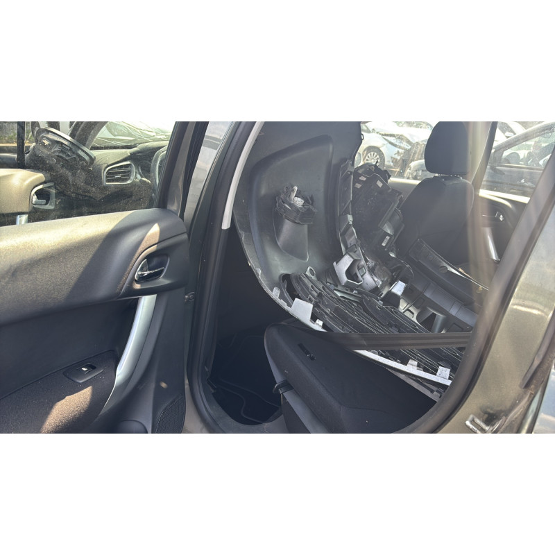 Boitier BSI CITROEN C3 2 Photo n°15