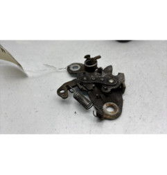 Fermeture de capot PEUGEOT 106