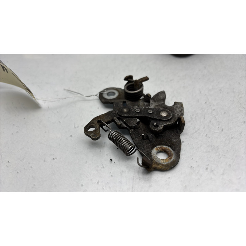 Fermeture de capot PEUGEOT 106 Photo n°3