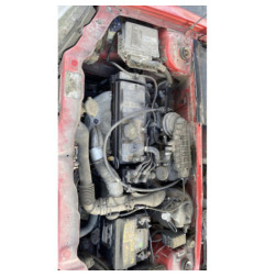 Fermeture de capot PEUGEOT 106