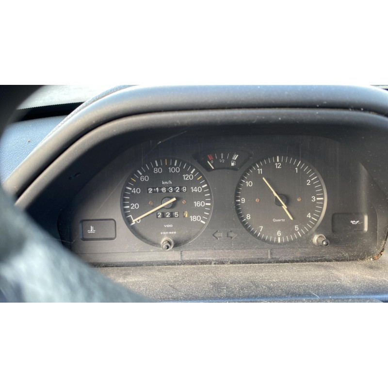 Fermeture de capot PEUGEOT 106 Photo n°20