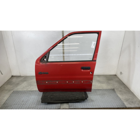 Porte avant gauche PEUGEOT 106 Photo n°1