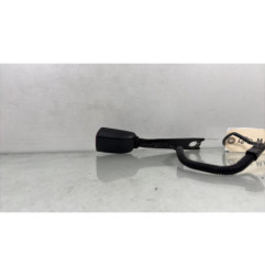 Attache ceinture avant gauche TOYOTA AVENSIS 3