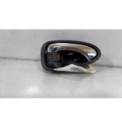 Poignee interieur arriere droit TOYOTA AVENSIS 3