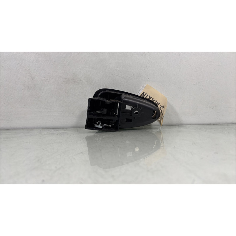 Poignee interieur arriere droit TOYOTA AVENSIS 3 Photo n°3