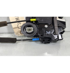 Serrure arriere droit TOYOTA AVENSIS 3