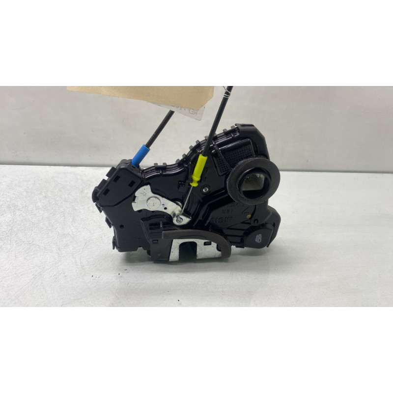 Serrure avant droit TOYOTA AVENSIS 3 Photo n°3