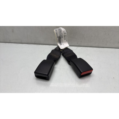 Attache ceinture arriere gauche DACIA SANDERO 2