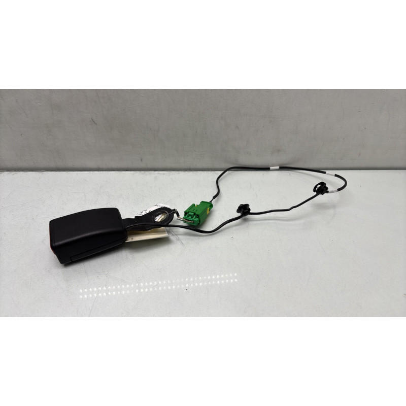 Attache ceinture avant droit DACIA SANDERO 2 Photo n°2