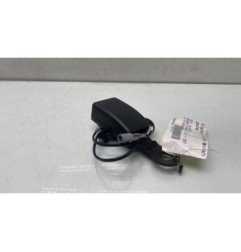Attache ceinture avant gauche DACIA SANDERO 2