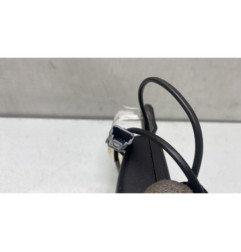 Attache ceinture avant gauche DACIA SANDERO 2