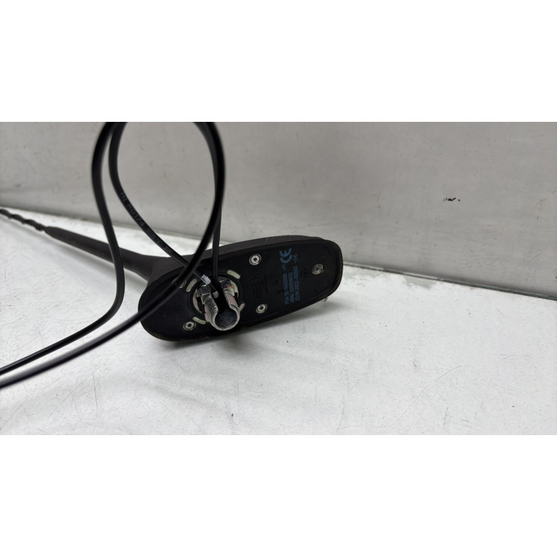 Antenne OPEL CORSA F Photo n°3