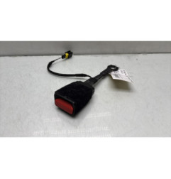 Attache ceinture avant droit OPEL CORSA F
