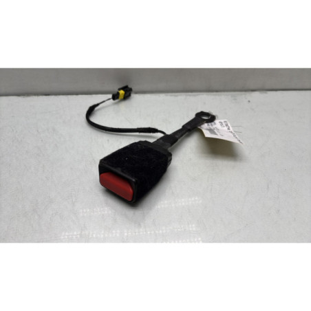 Attache ceinture avant droit OPEL CORSA F