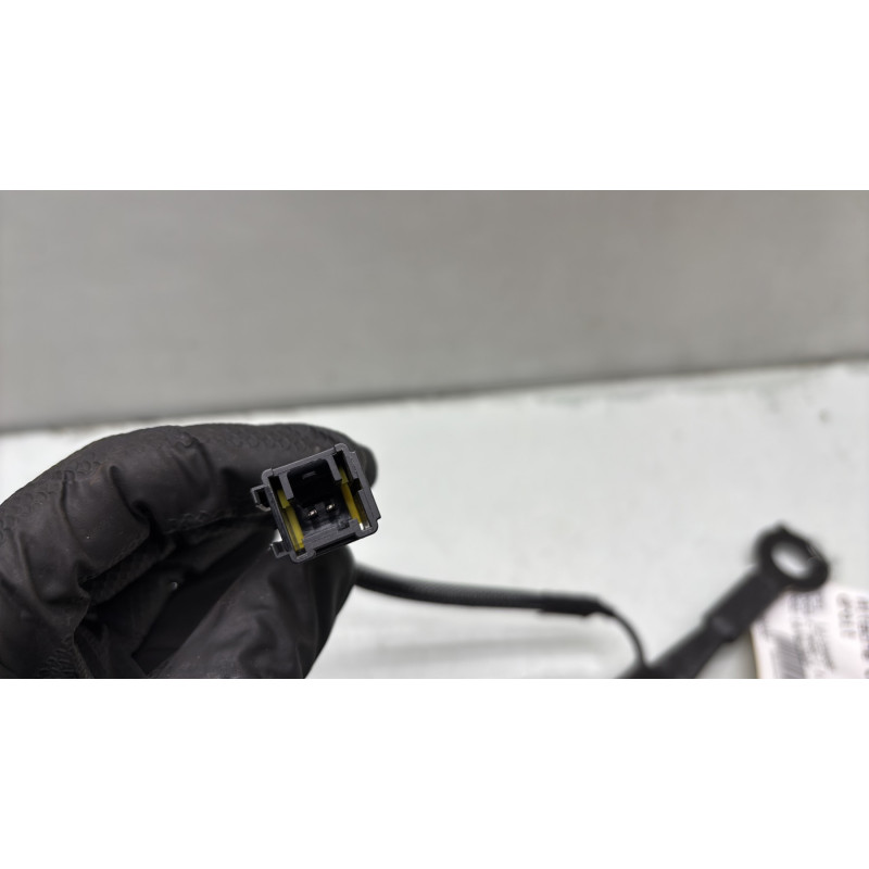 Attache ceinture avant droit OPEL CORSA F Photo n°3