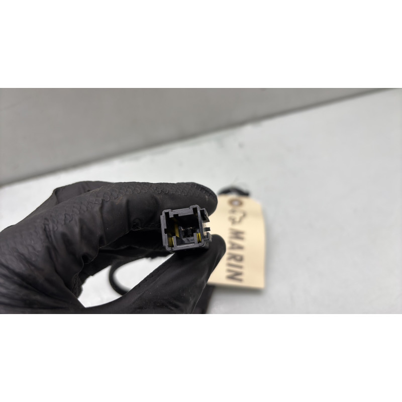 Attache ceinture avant gauche OPEL CORSA F Photo n°3