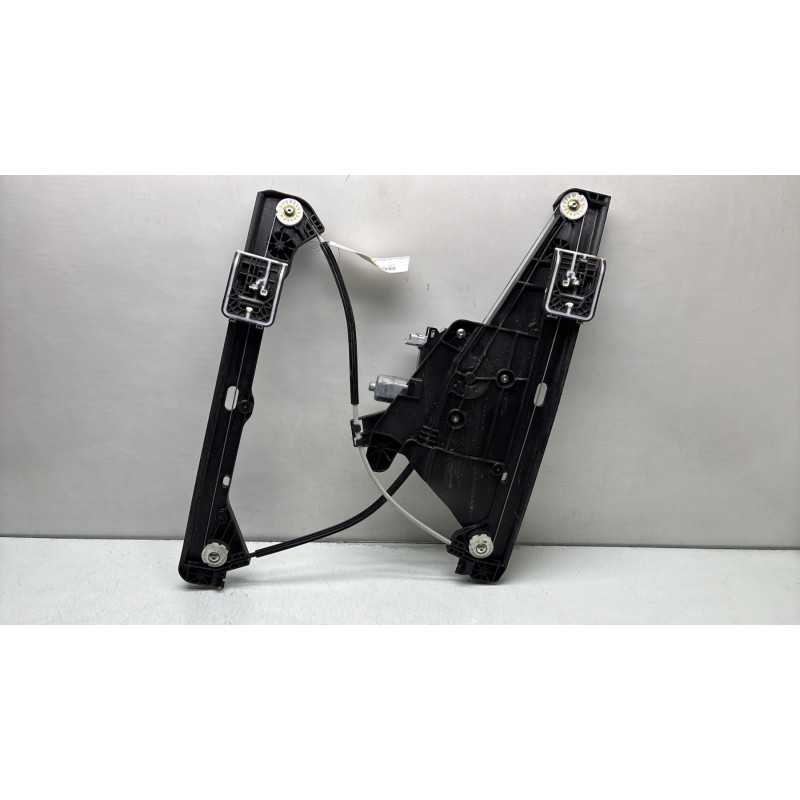 Leve vitre electrique avant gauche OPEL CORSA F Photo n°1
