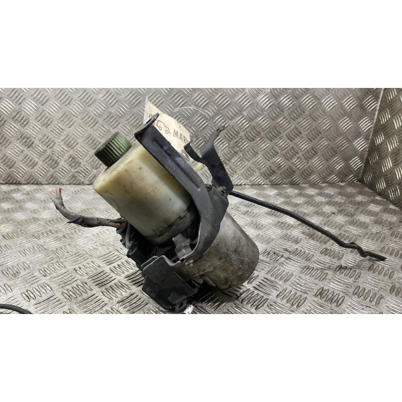 Pompe de direction SKODA FABIA 2 Photo n°4