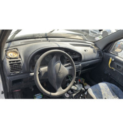 Vitre avant droit PEUGEOT PARTNER 1