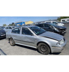 Serrure avant droit SKODA OCTAVIA 1