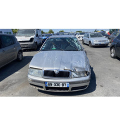 Serrure avant droit SKODA OCTAVIA 1