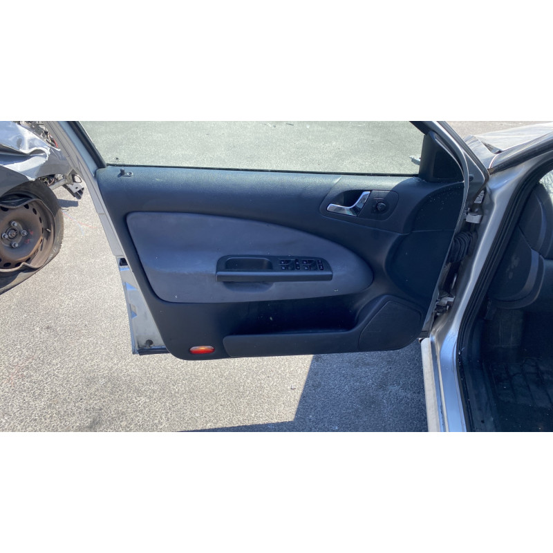 Serrure avant droit SKODA OCTAVIA 1 Photo n°13