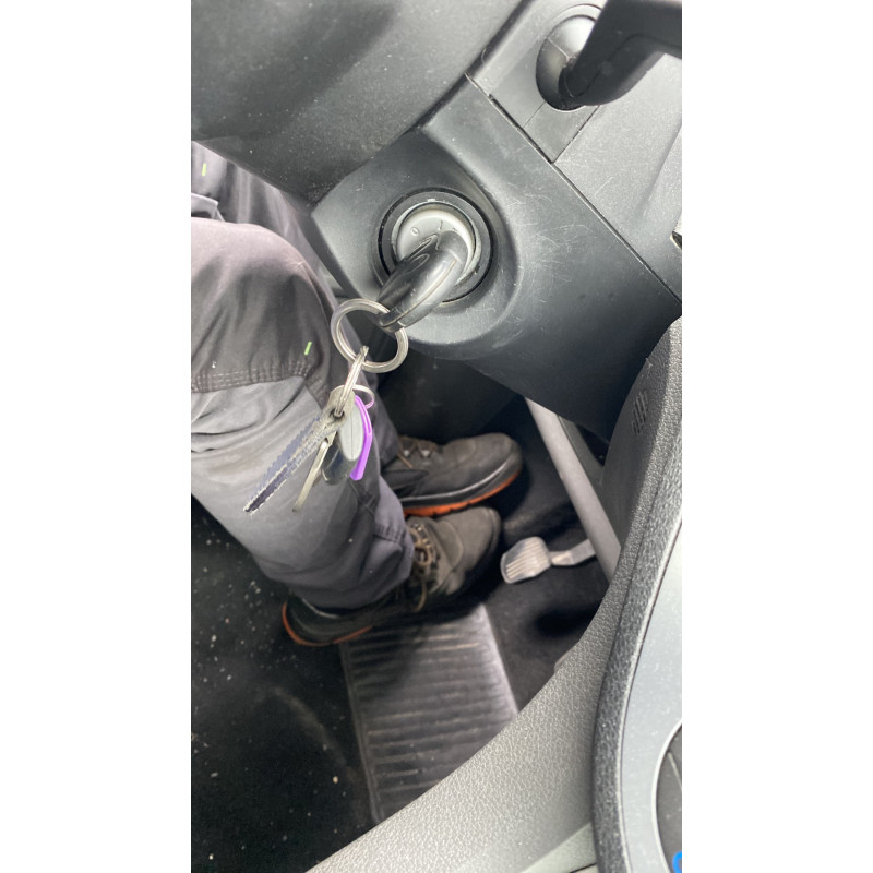 Vitre avant gauche FORD C-MAX 1 Photo n°14