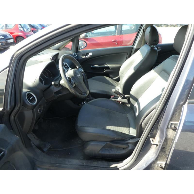 Porte arriere gauche OPEL CORSA D Photo n°17