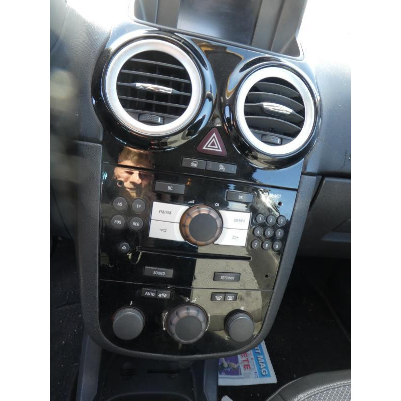 Serrure arriere gauche OPEL CORSA D Photo n°10