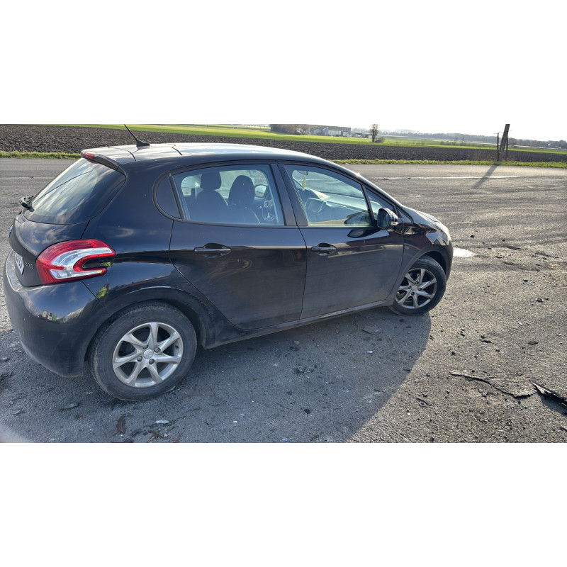 Ecran GPS PEUGEOT 208 1 Photo n°9