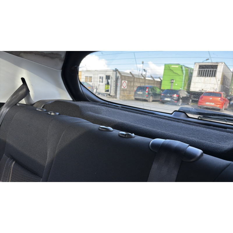 Ecran GPS PEUGEOT 208 1 Photo n°14