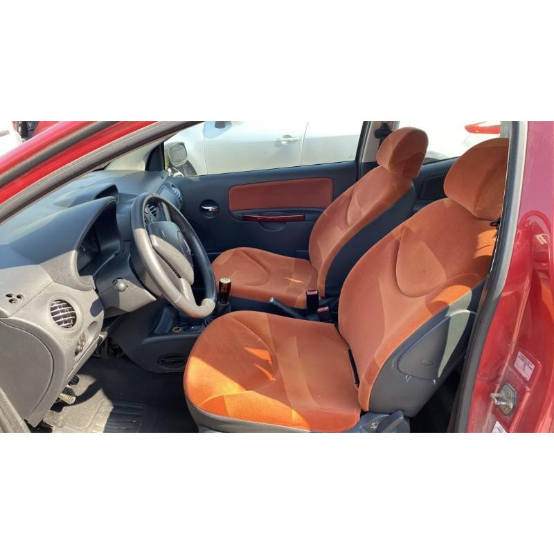 Porte avant gauche CITROEN C2 Photo n°19
