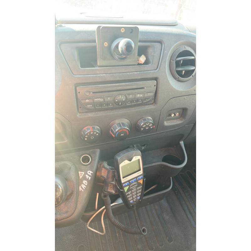 Custode avant droit (porte) RENAULT MASTER 3 Photo n°13