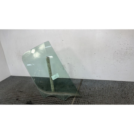 Vitre avant droit RENAULT MASTER 3