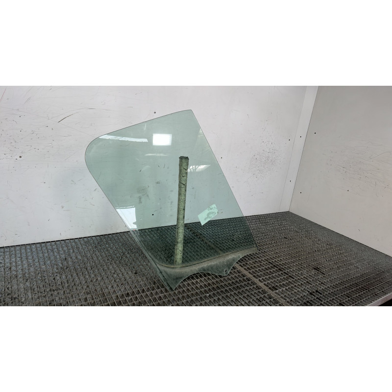Vitre avant droit RENAULT MASTER 3 Photo n°3