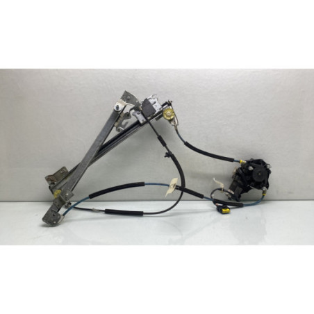 Leve vitre electrique avant droit ALFA ROMEO GT Photo n°1