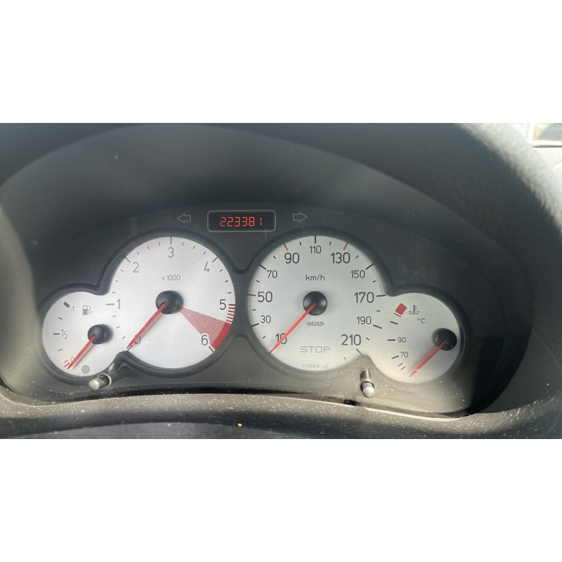 Vitre arriere droit PEUGEOT 206 Photo n°5