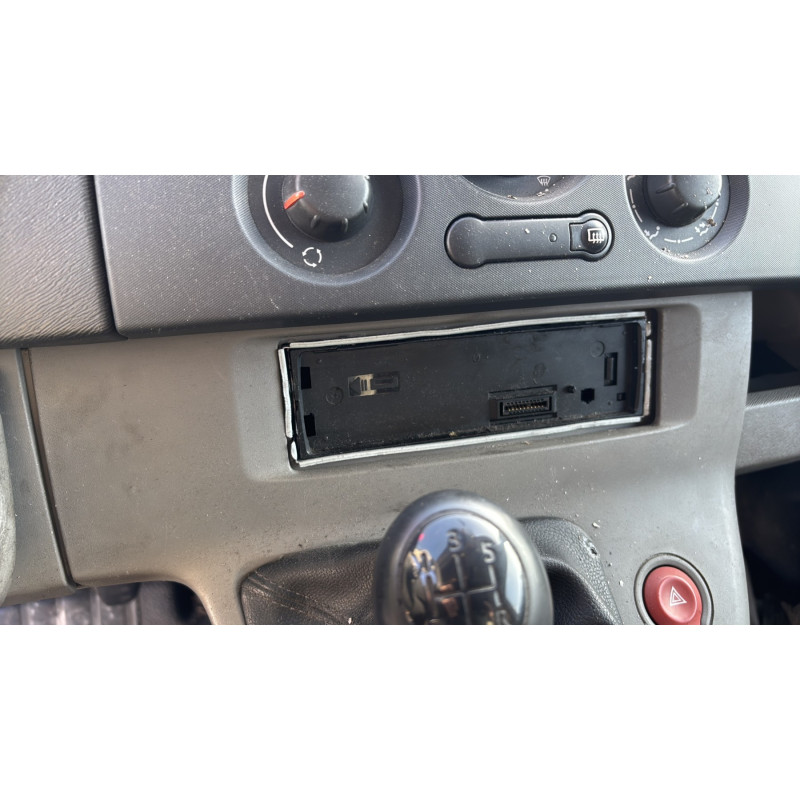 Calandre RENAULT KANGOO 2 Photo n°19