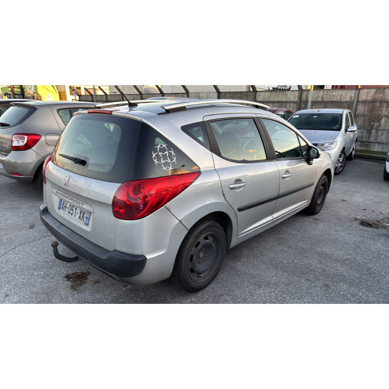 Volant PEUGEOT 207 Photo n°8