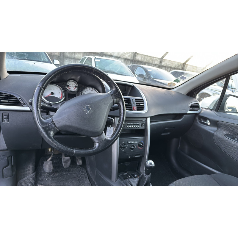Volant PEUGEOT 207 Photo n°18