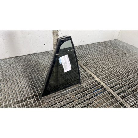 Custode arriere droit (porte) TOYOTA AVENSIS 3